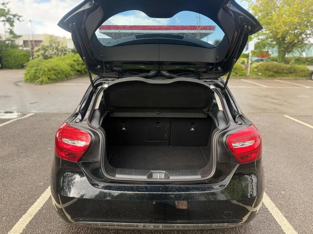 2018 Mercedes-Benz A Class A160 SE photo 11
